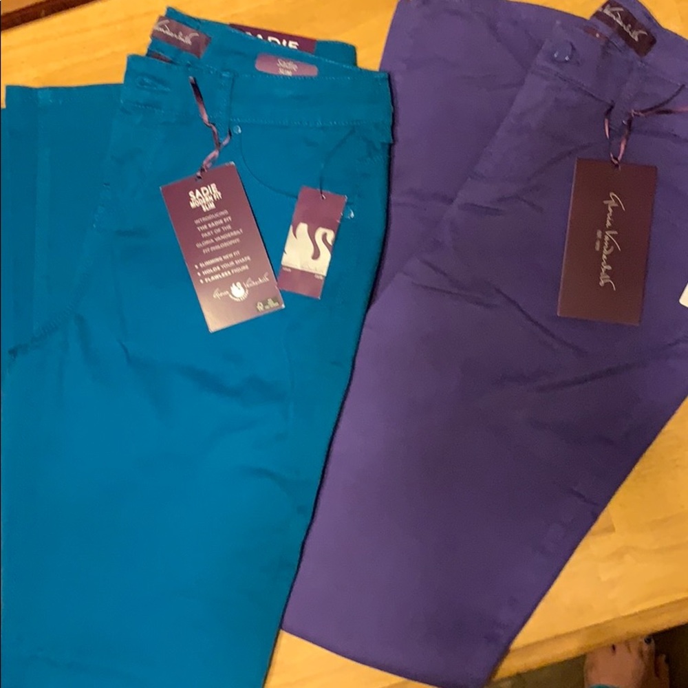 NWT Gloria Vanderbilt Sadie